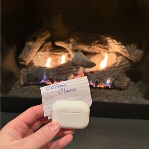 Apple AirPod Pro 3 Used-Like New / With Warranty